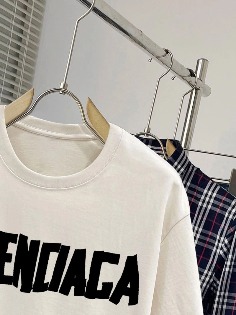Balenciaga T-Shirts Stylish 97151