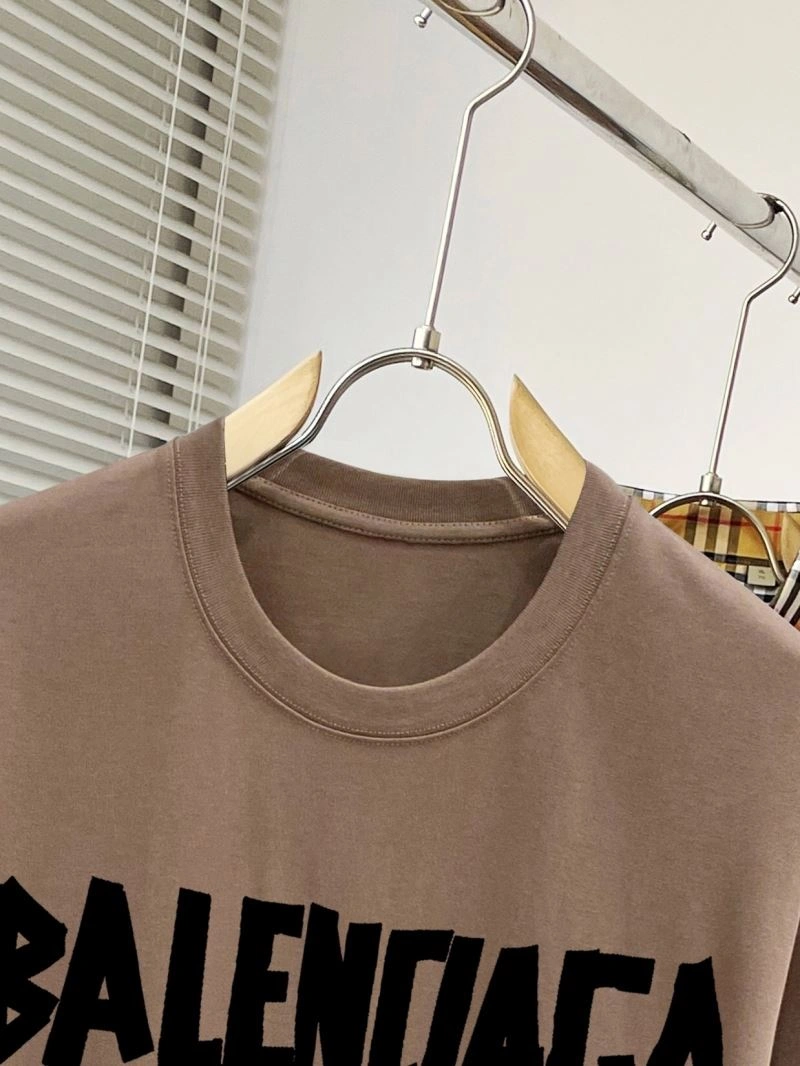 Breathable Balenciaga T-Shirts 97157
