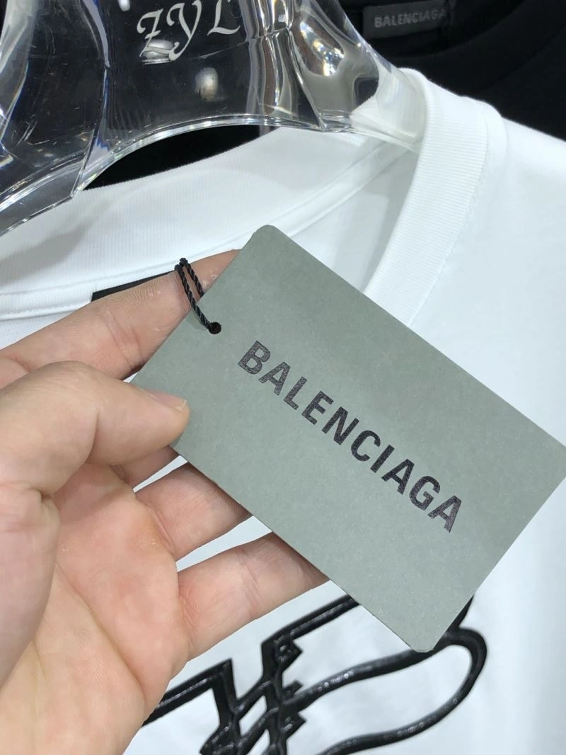 FlexibleFit Balenciaga T-Shirts 97198