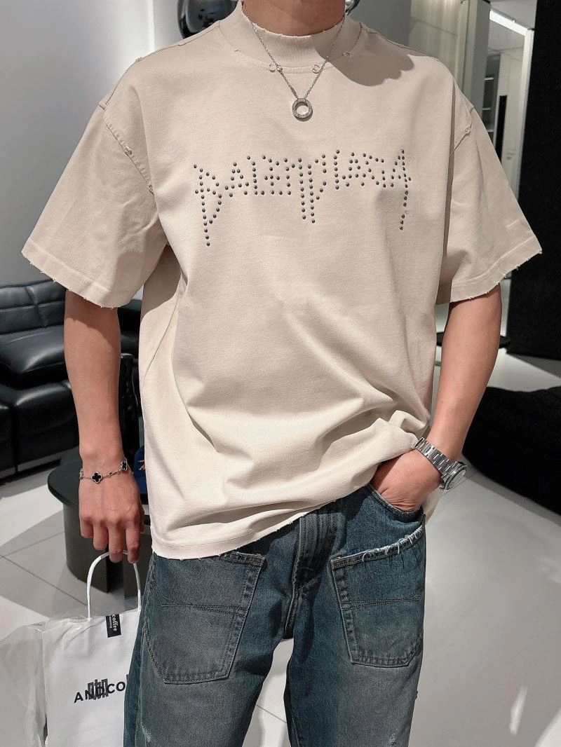 Balenciaga T-Shirts Elegant 97171