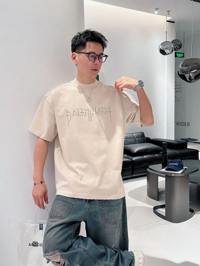 Balenciaga T-Shirts Elegant 97171