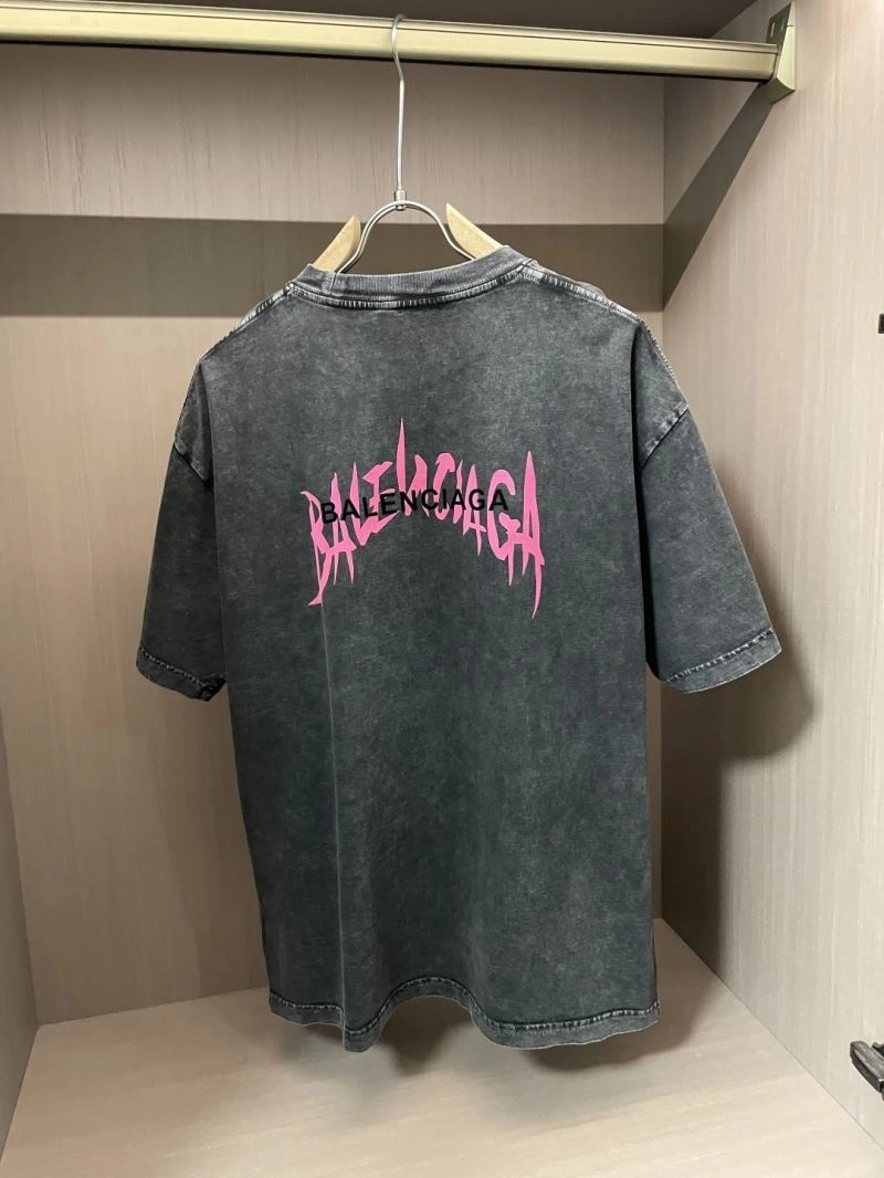 Elegant Balenciaga T-Shirts 97109