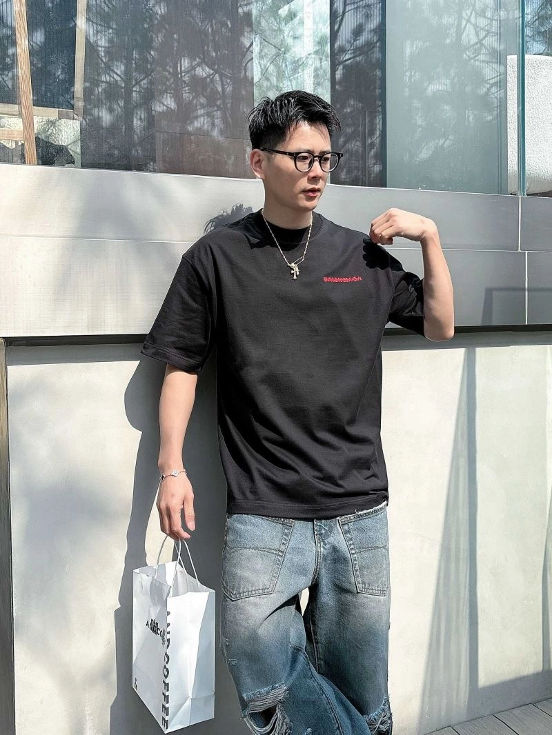 Balenciaga T-Shirts MultiPurpose 97013
