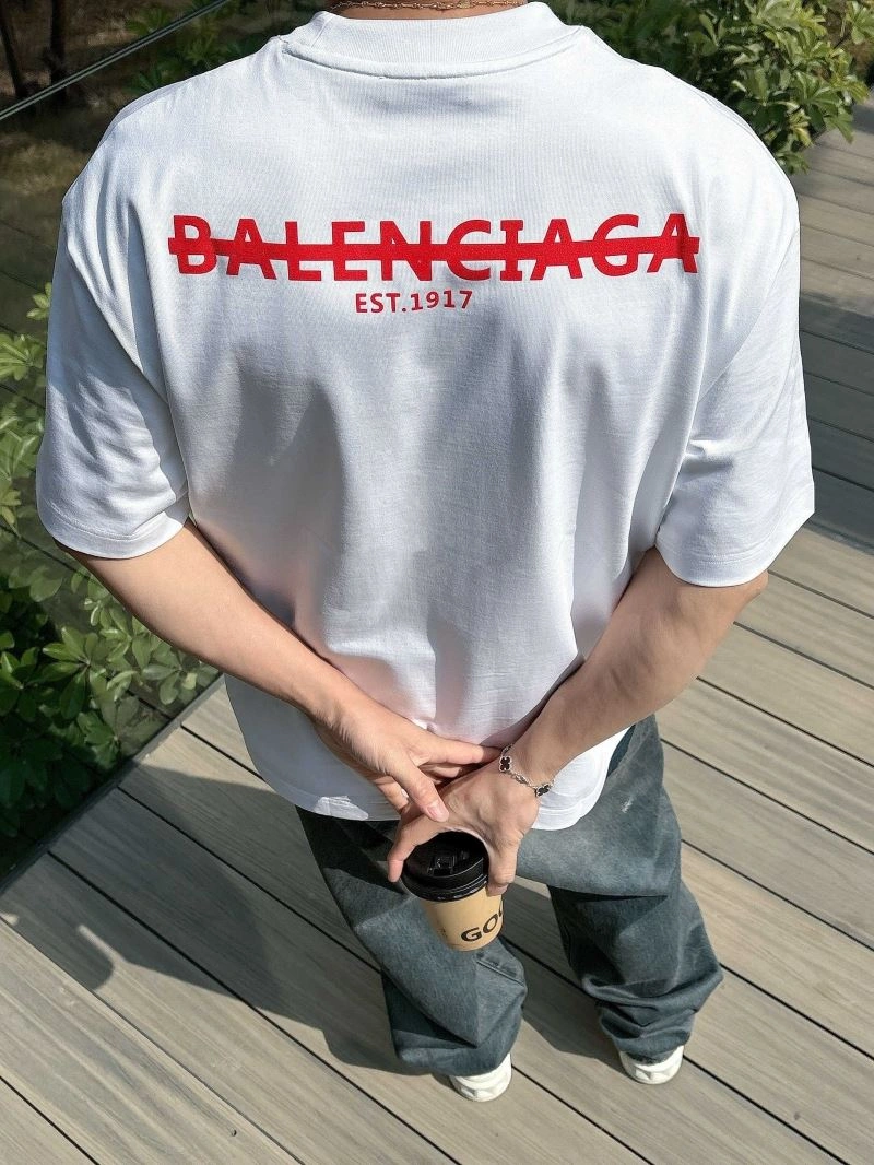 Snug Balenciaga T-Shirts 97027