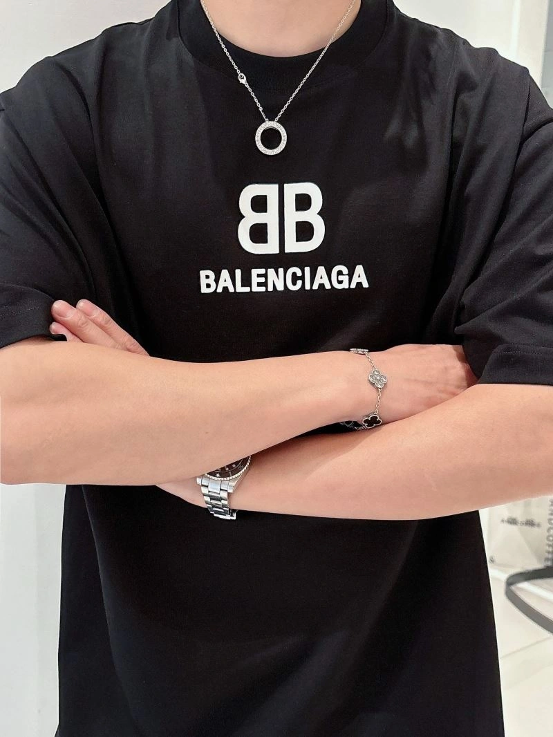 Attractive Balenciaga T-Shirts 97012