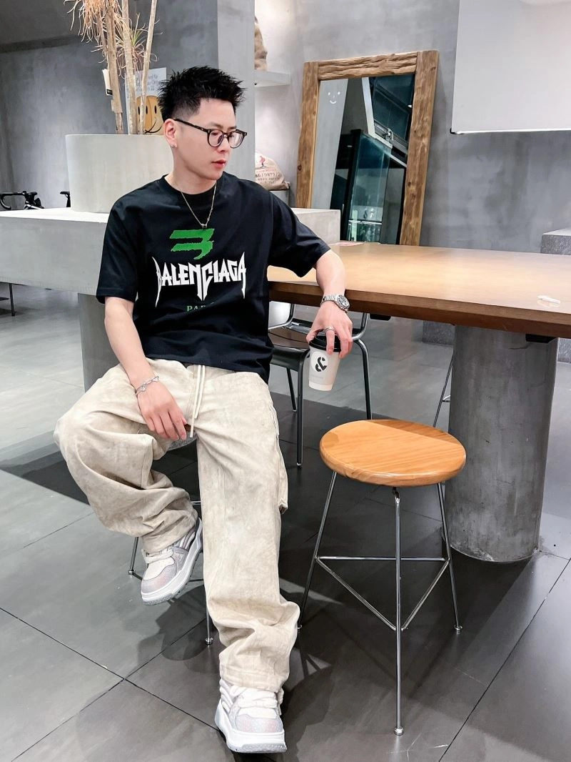 Sustainable Balenciaga T-Shirts 97003