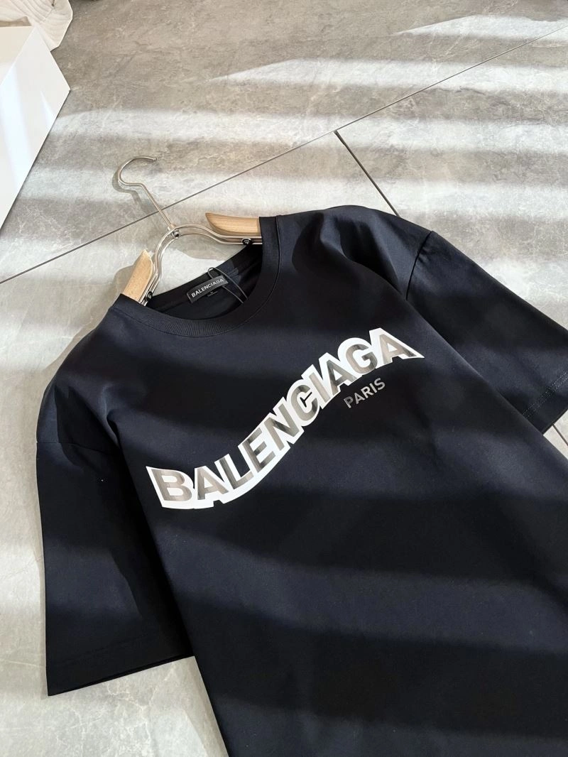 Balenciaga T-Shirts Sleek 96992