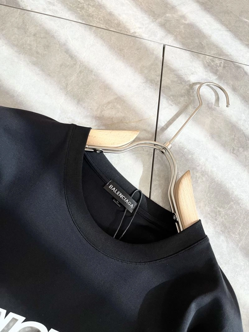 Balenciaga T-Shirts Sleek 96992