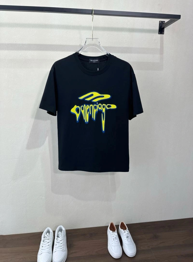 Versatile Balenciaga T-Shirts 96988