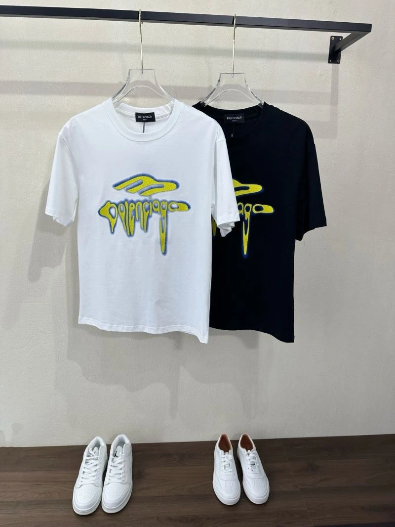 Versatile Balenciaga T-Shirts 96988