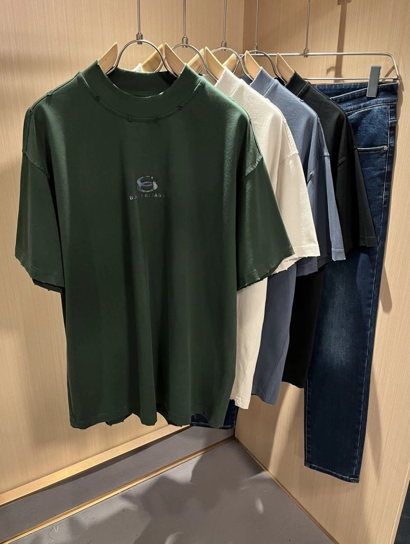UrbanChic Balenciaga T-Shirts 96984