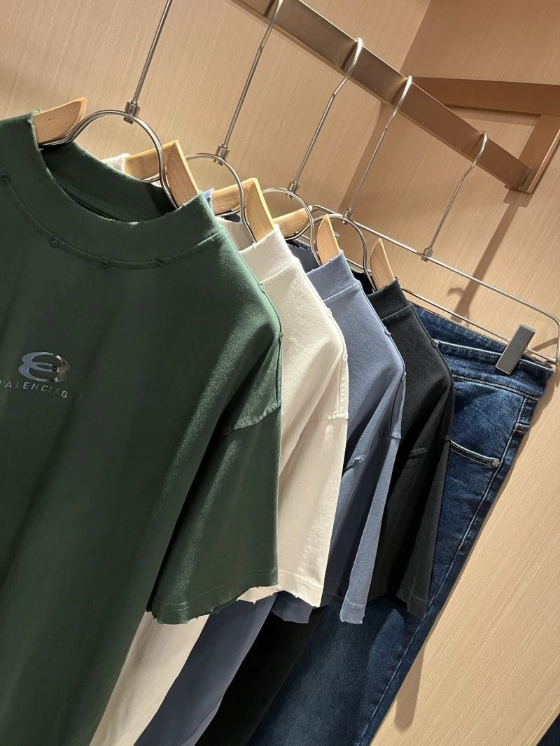 UrbanChic Balenciaga T-Shirts 96984