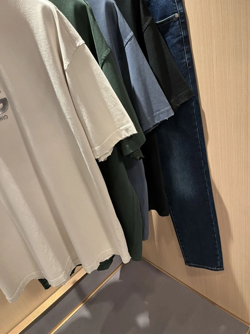 TechFriendly Balenciaga T-Shirts 96971
