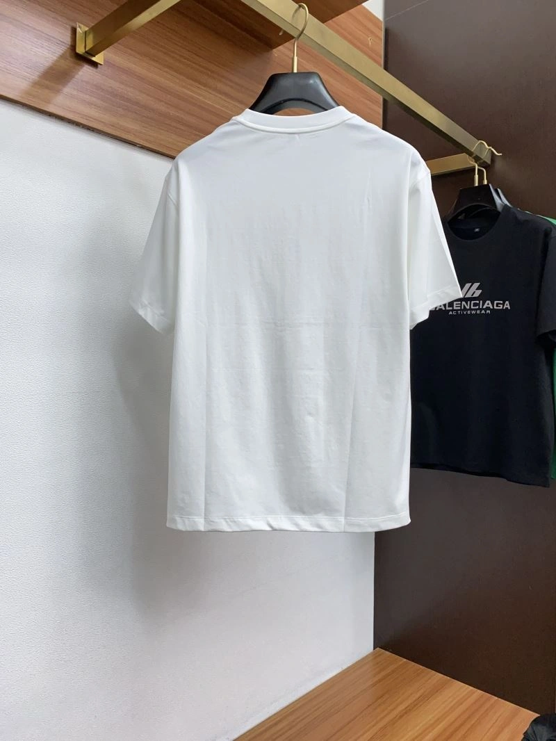Flexible Balenciaga T-Shirts 96957