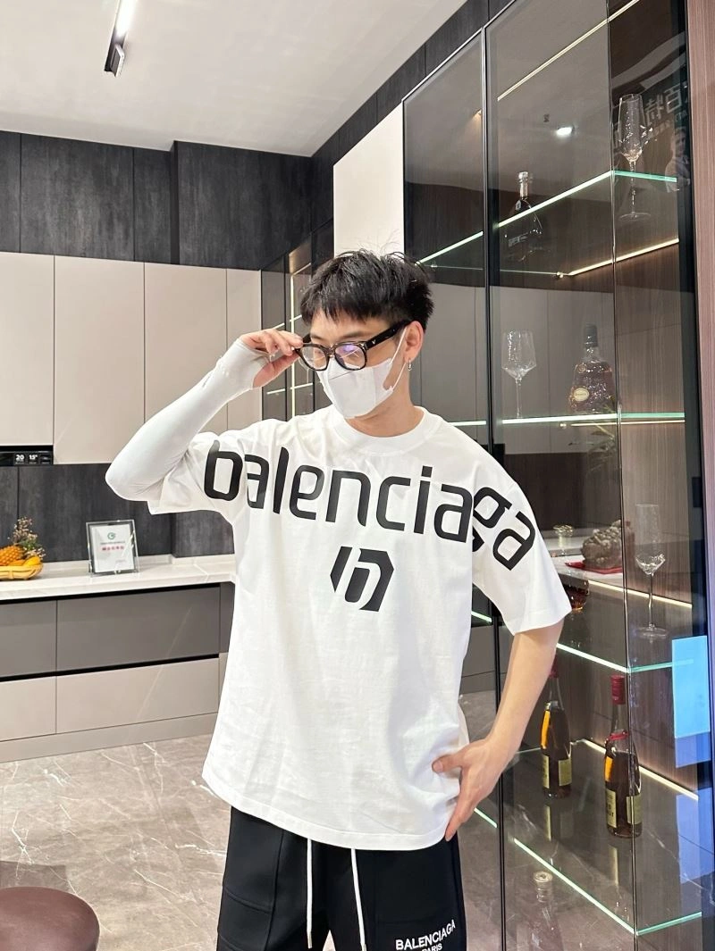 Balenciaga T-Shirts Comfortable 96993