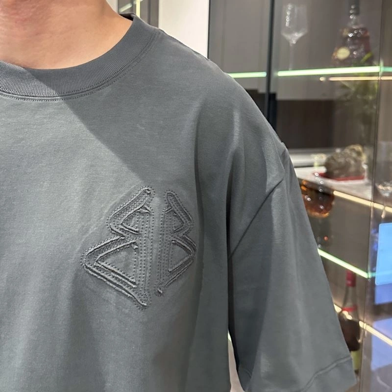 Vibrant Balenciaga T-Shirts 97030