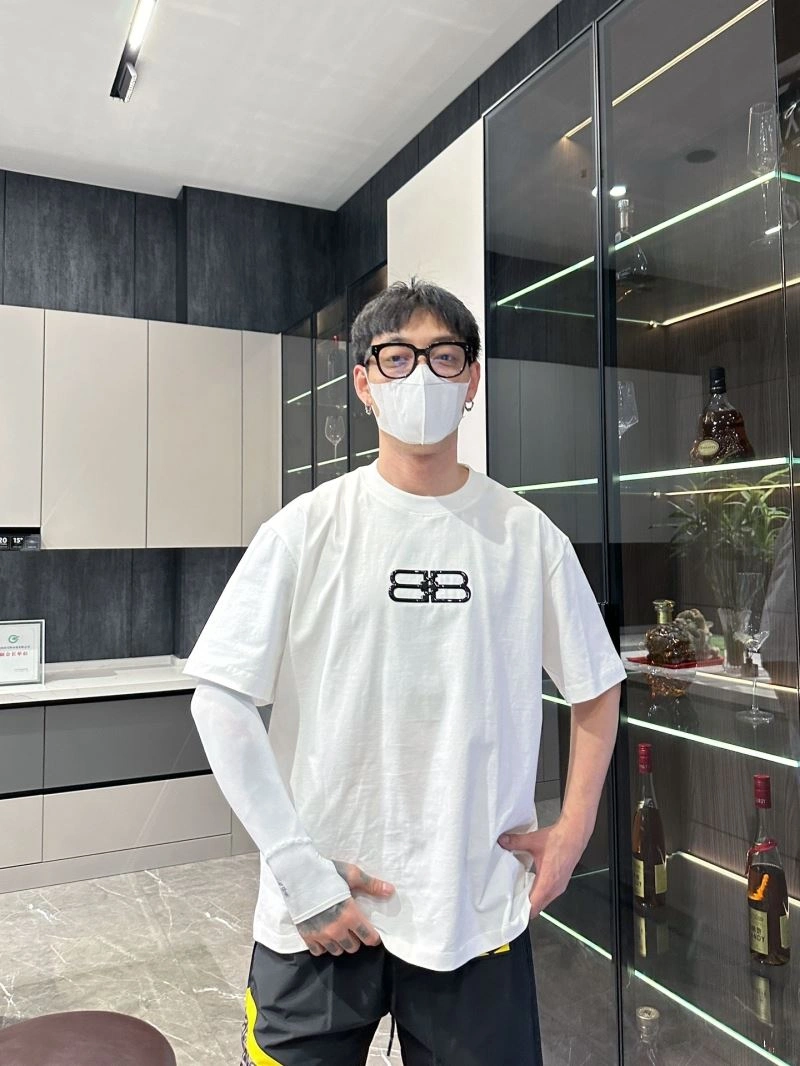 Balenciaga T-Shirts Popular 96990