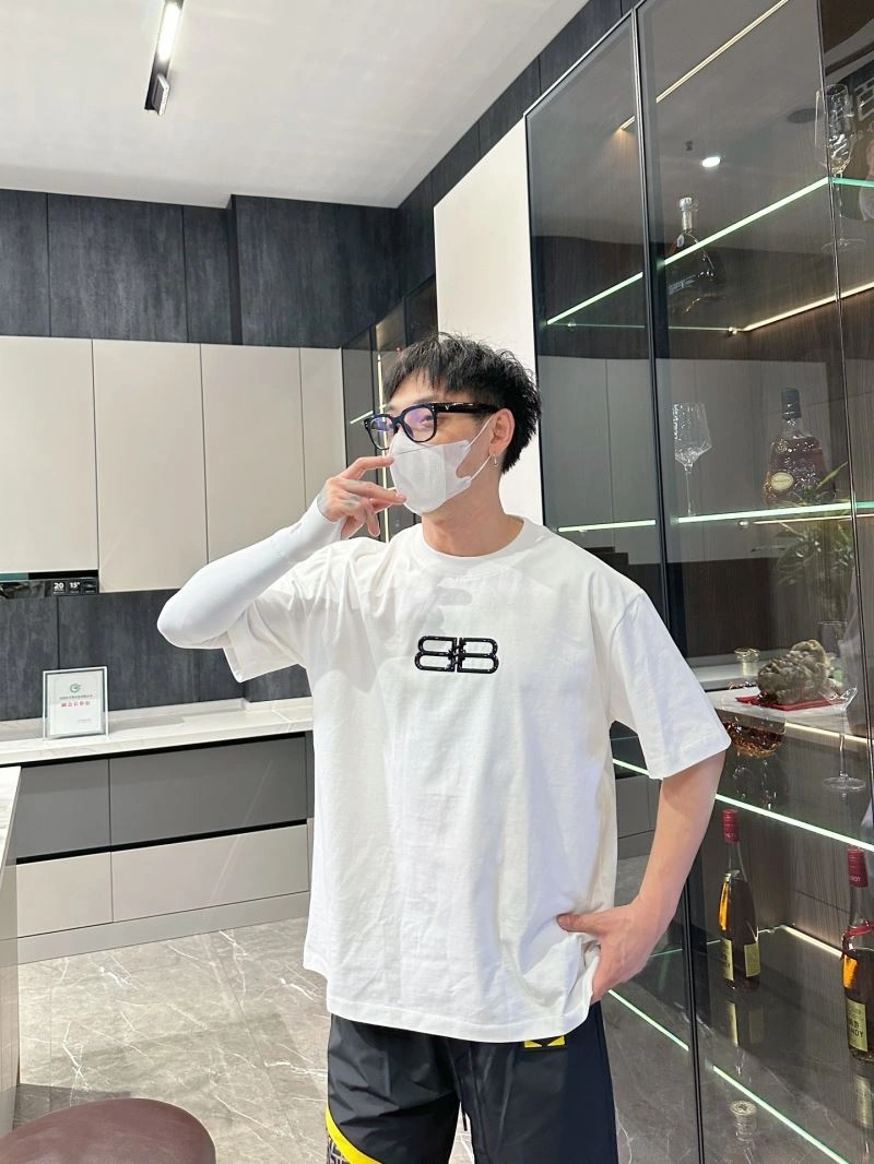 Balenciaga T-Shirts Popular 96990