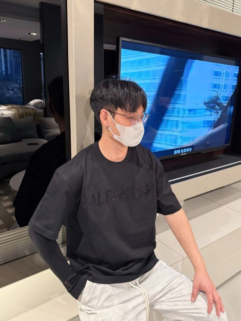 UrbanStyle Balenciaga T-Shirts 96946