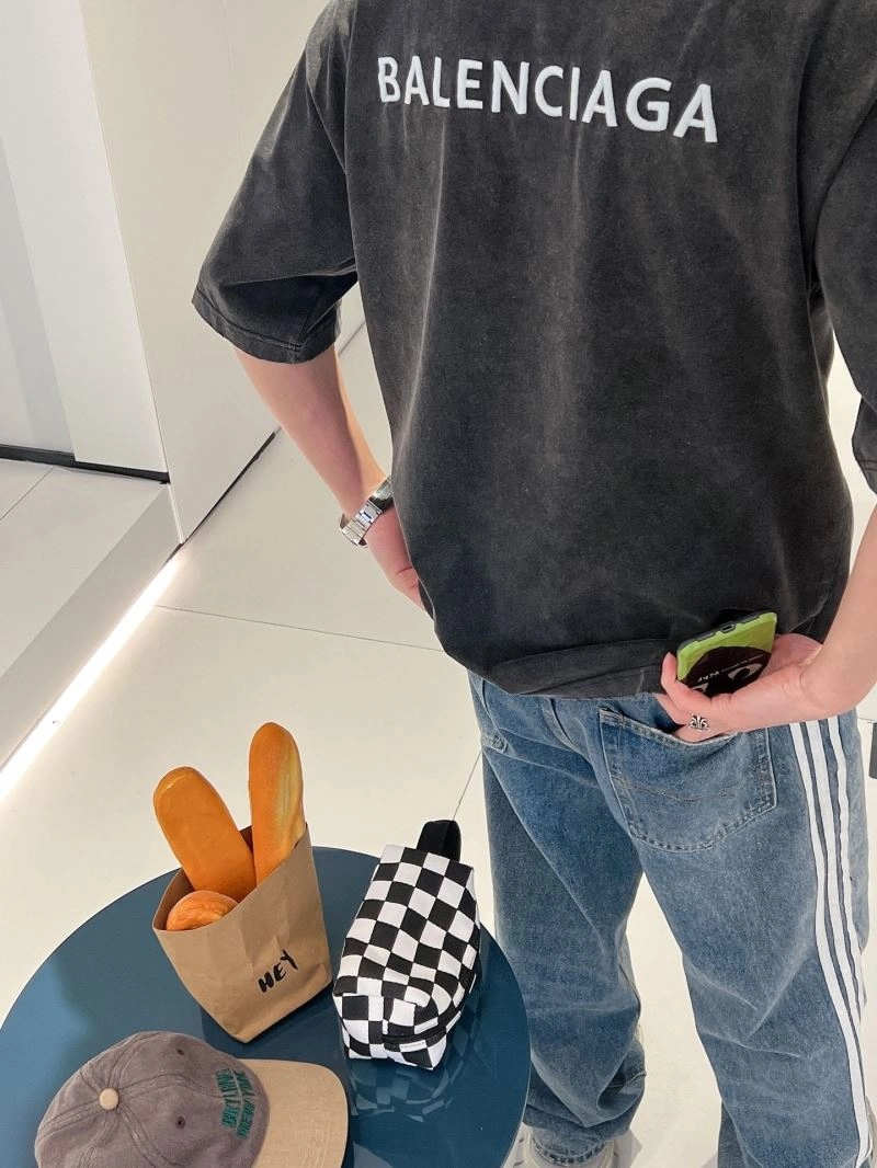 Balenciaga T-Shirts Cozy 96955