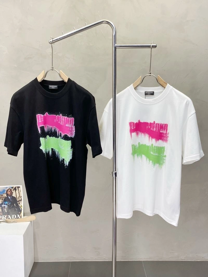 Balenciaga T-Shirts Vibrant 96930