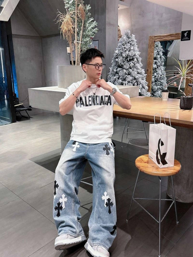 Trendsetting Balenciaga T-Shirts 96918