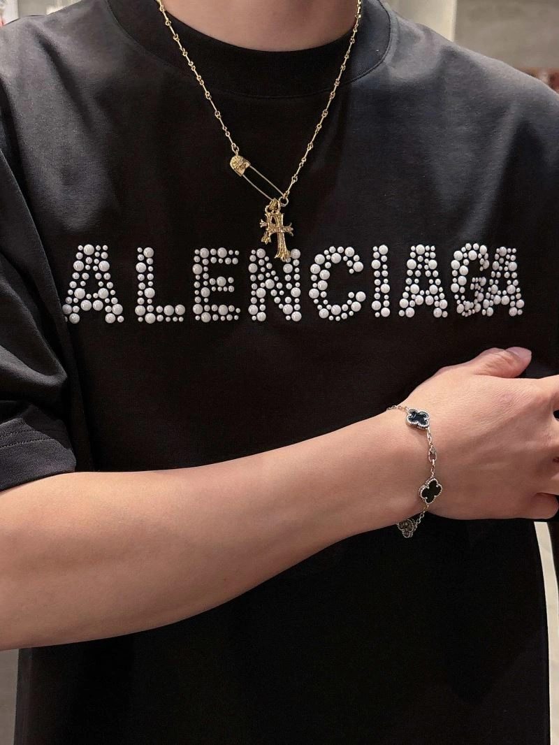 Resilient Balenciaga T-Shirts 96928