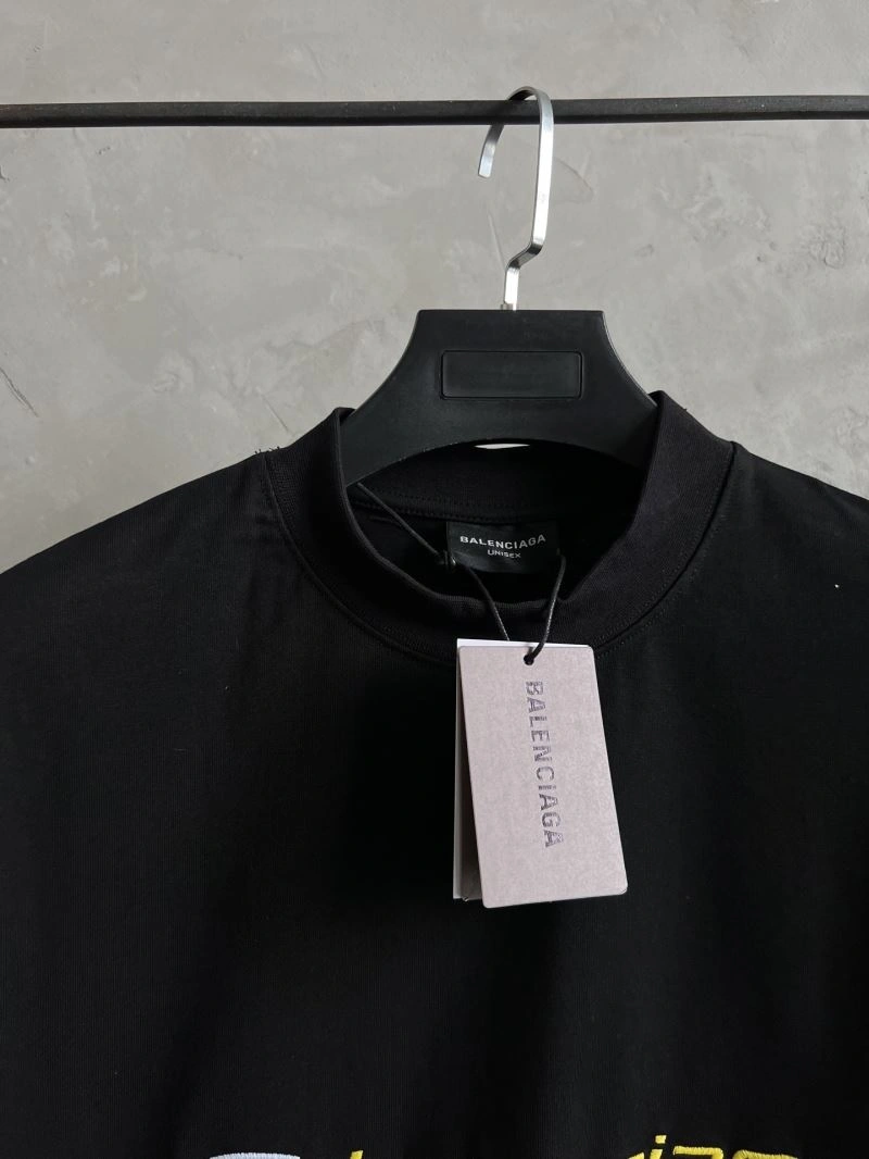 Unisex Balenciaga T-Shirts 96883