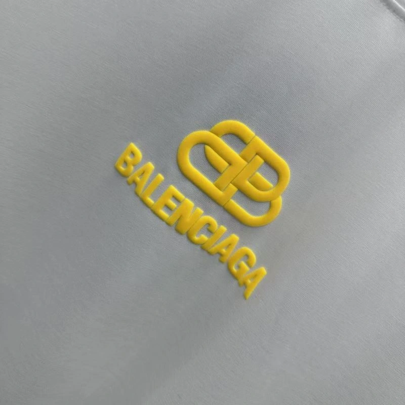Reliable Balenciaga T-Shirts 96916