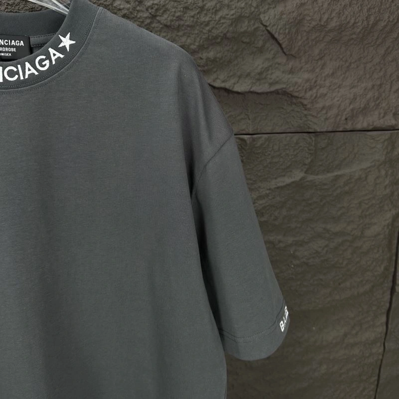 Balenciaga T-Shirts Versatile 96876