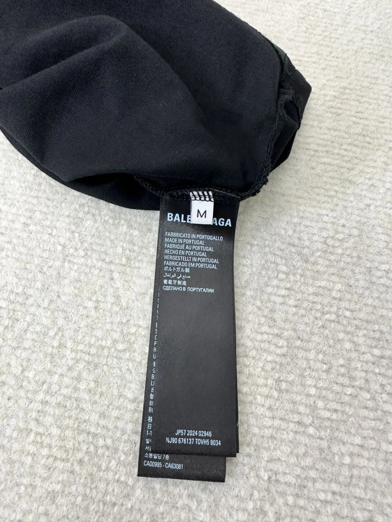 Trendsetting Balenciaga T-Shirts 96808
