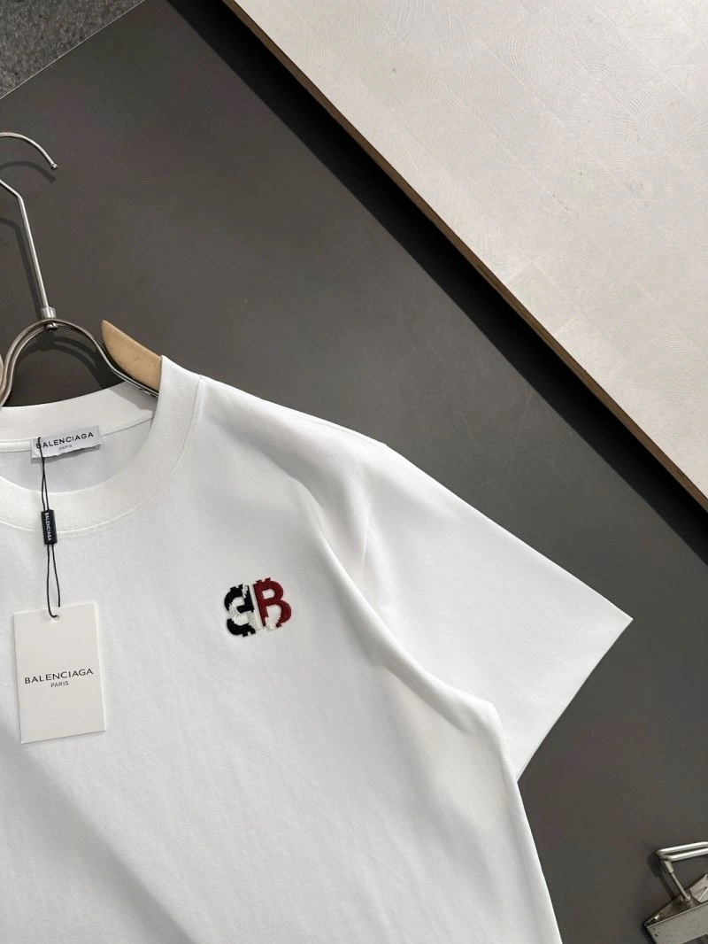 Balenciaga T-Shirts Vibrant 96717