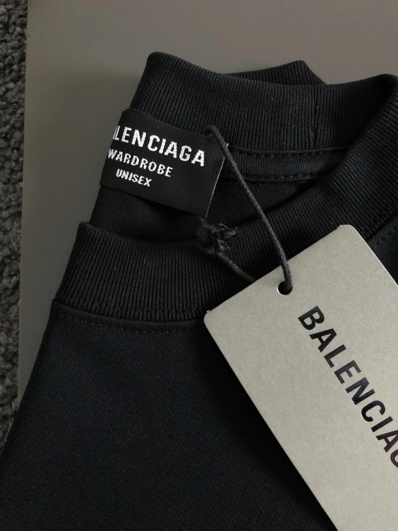 Fashionable Balenciaga T-Shirts 96697
