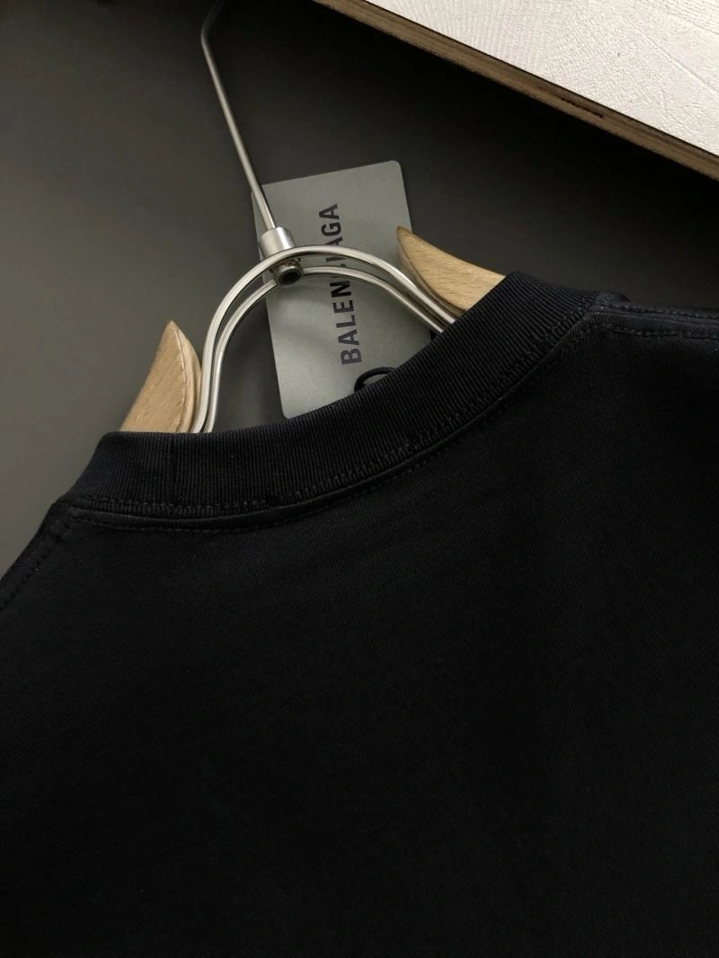 Fashionable Balenciaga T-Shirts 96697