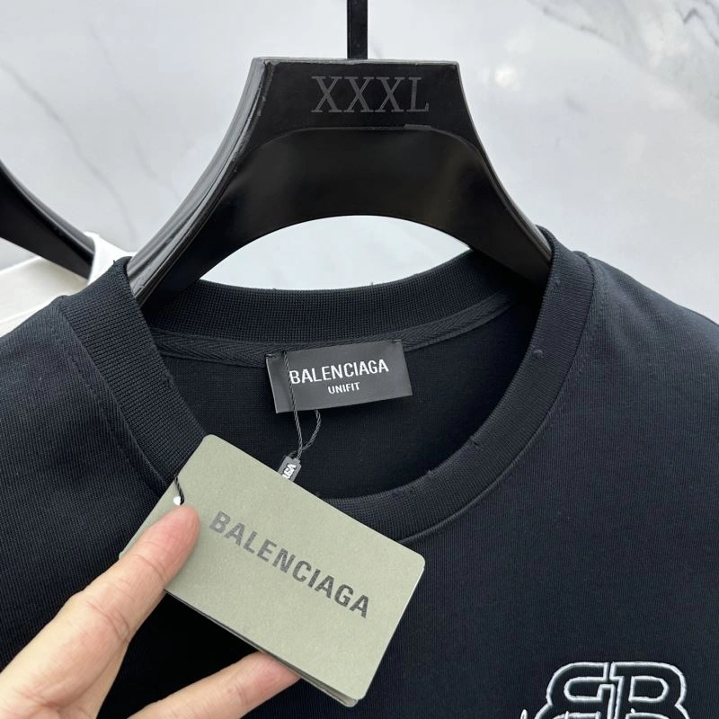 Flexible Balenciaga T-Shirts 96688