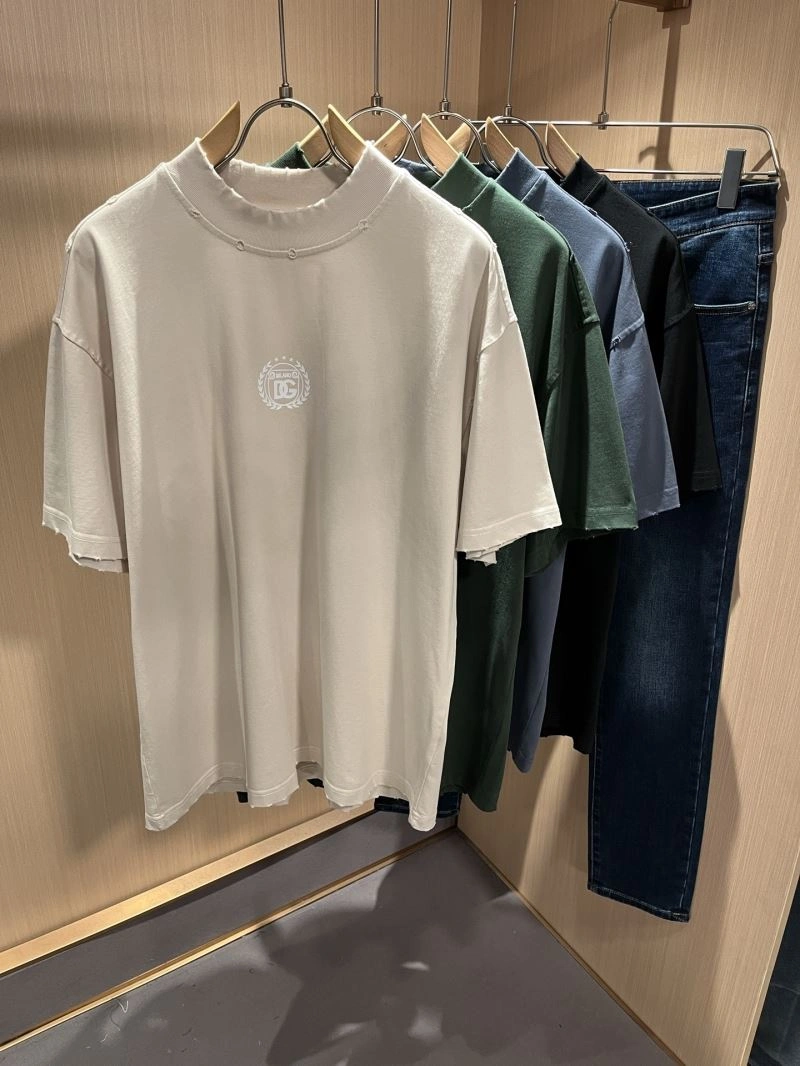 Effortless Balenciaga T-Shirts 96692
