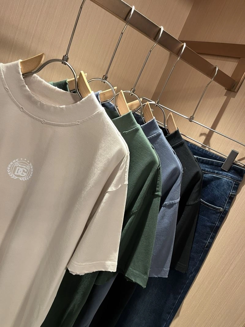 Effortless Balenciaga T-Shirts 96692
