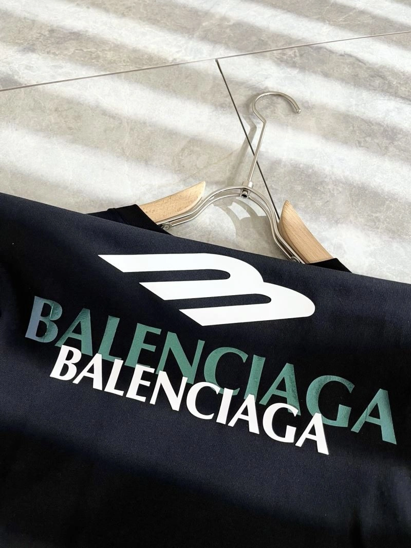 Contemporary Balenciaga T-Shirts 96689