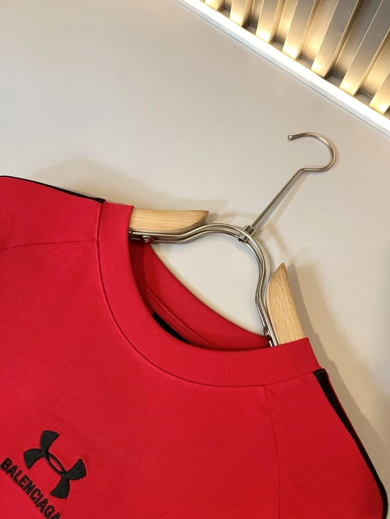 Reliable Balenciaga T-Shirts 96687