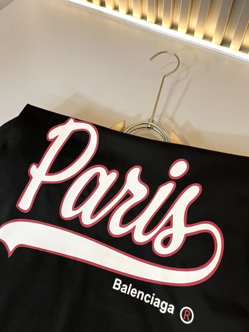 Balenciaga T-Shirts Trendsetting 96677