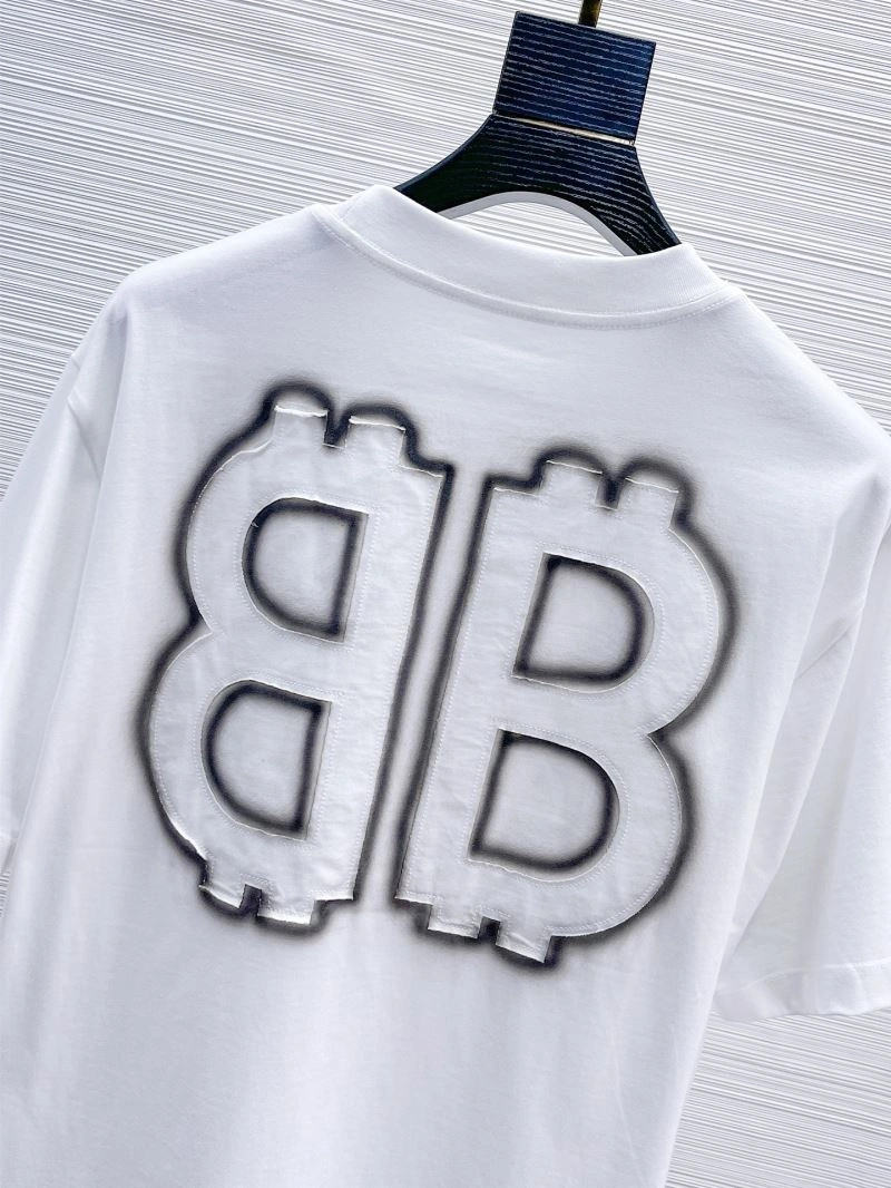 Contemporary Balenciaga T-Shirts 96650