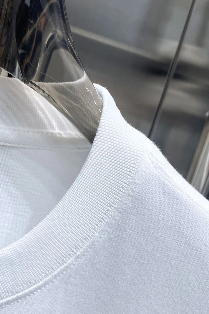 Balenciaga T-Shirts Breathable 96640