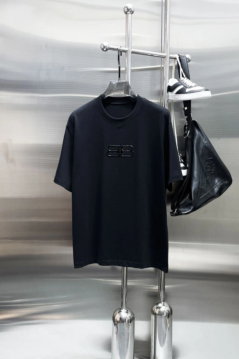Balenciaga T-Shirts Trendsetting 96715