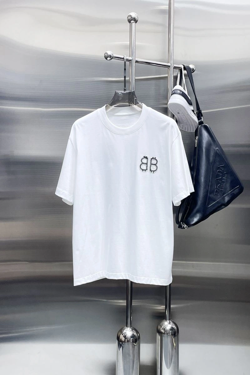 HighPerformance Balenciaga T-Shirts 96638