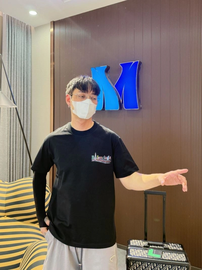 HighQuality Balenciaga T-Shirts 96625