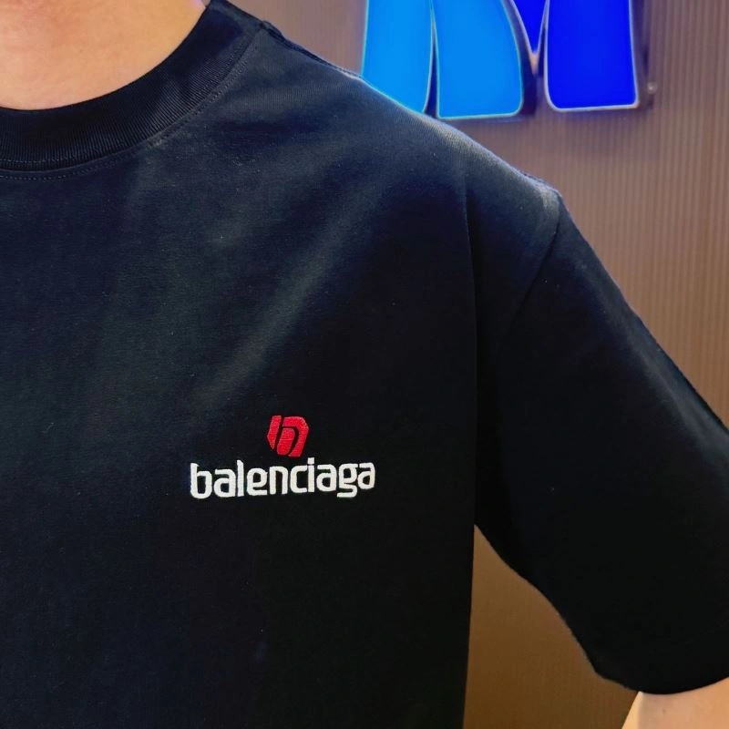 Balenciaga T-Shirts FashionForward 96627