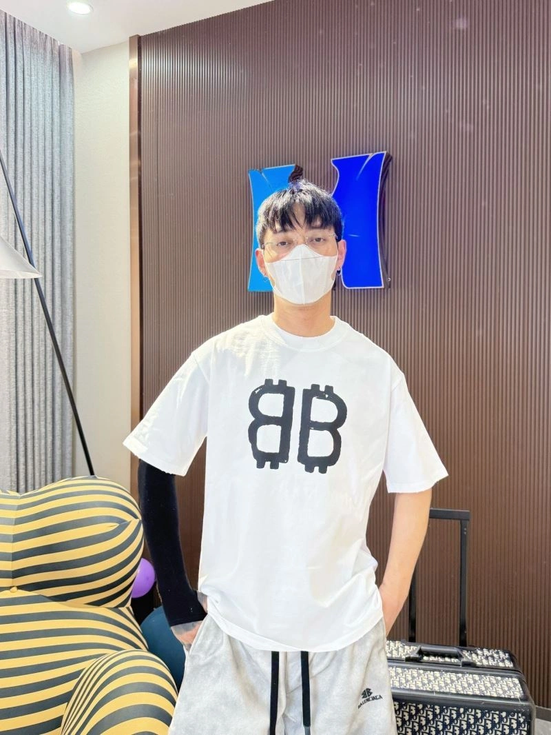 Balenciaga T-Shirts Effortless 96630