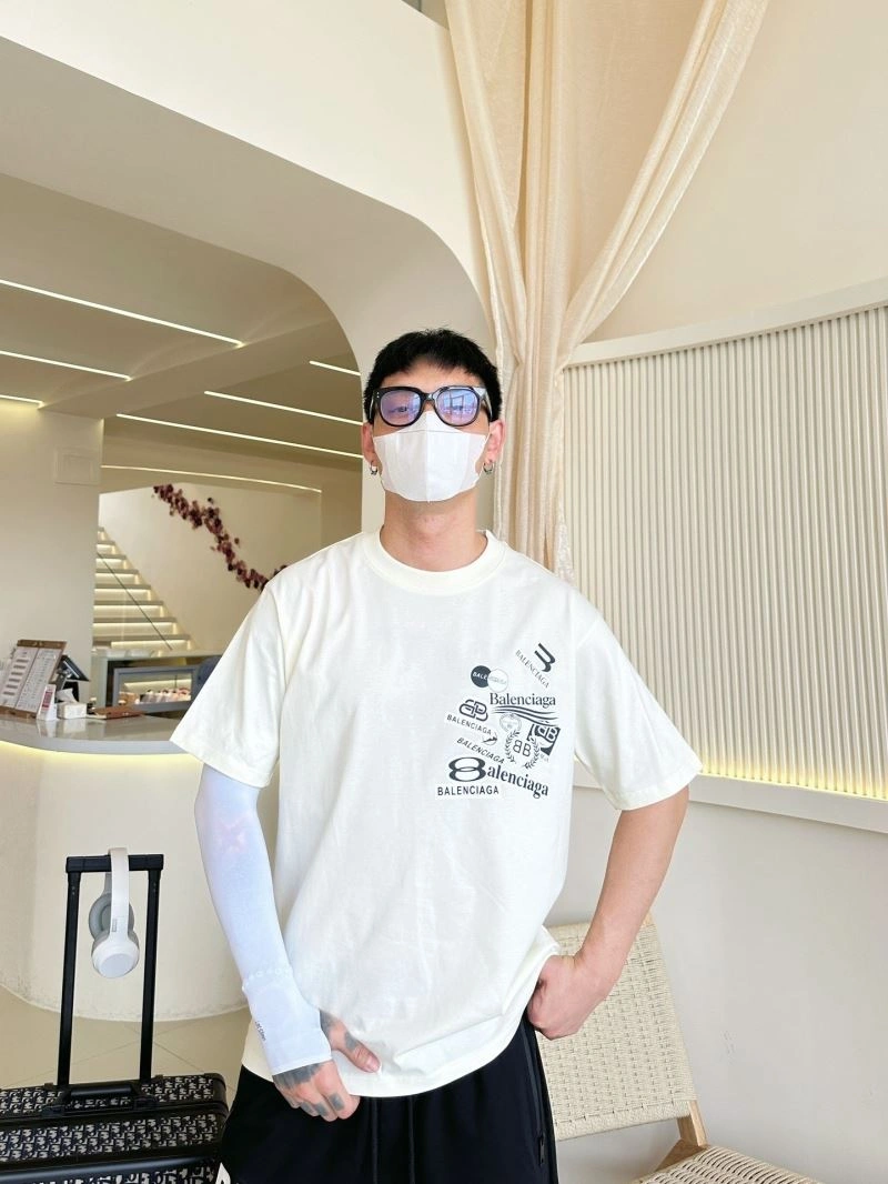 Breathable Balenciaga T-Shirts 96664