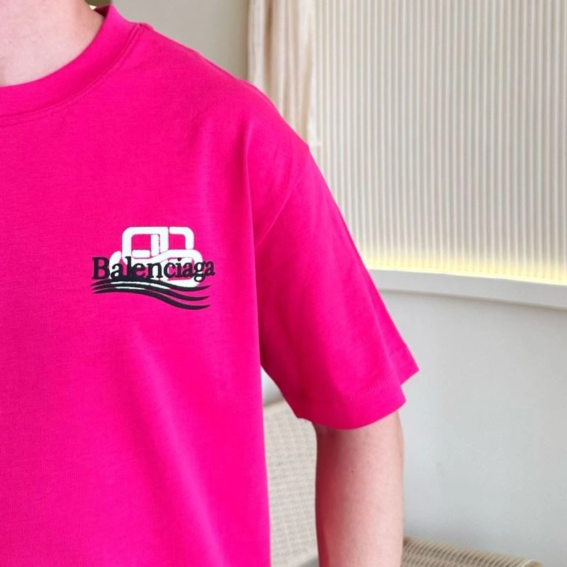 Balenciaga T-Shirts Versatile 96618