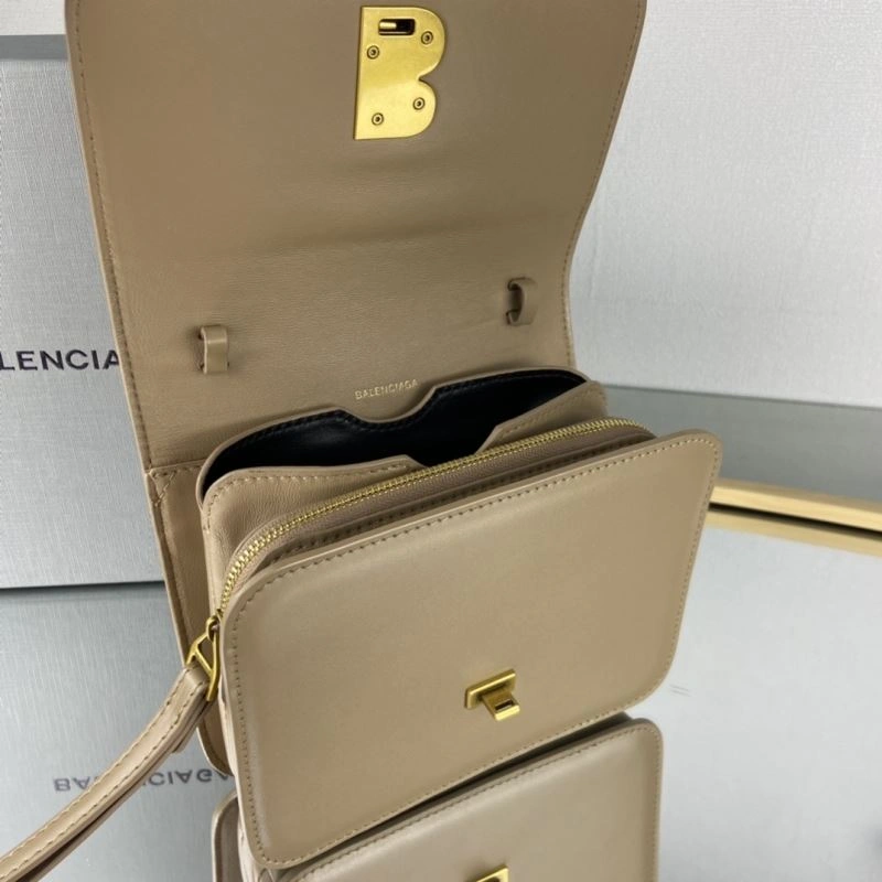 Unisex Balenciaga Third-Gen Big B Tofu Bag in Milk Tea Elegance 78332